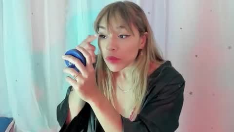 aliissa moree online show from 10/18/25, 08:09