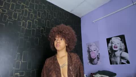 Snapshot of alika01_ chatting on 02/20/25, 01:08 alika online show from 02/20/25, 01:08