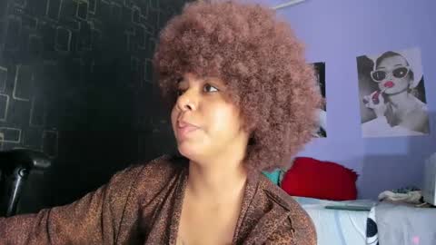 Snapshot of alika01_ chatting on 02/20/25, 05:18 alika online show from 02/20/25, 05:18