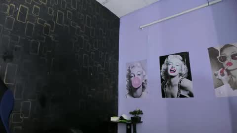 Snapshot of alika01_ chatting on 02/23/25, 11:25 alika online show from 02/23/25, 11:25