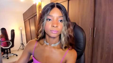 Snapshot of alika_houston chatting on 02/15/25, 06:12 IG Alik nasso    online show from 02/15/25, 06:12