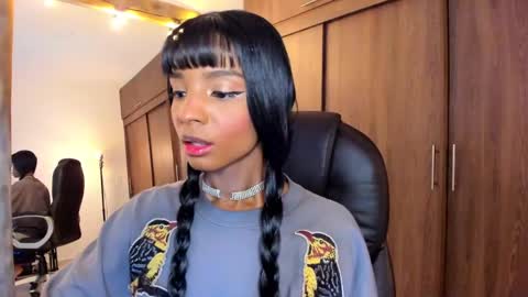 Snapshot of alika_houston chatting on 03/02/25, 06:16 IG Alik nasso    online show from 03/02/25, 06:16