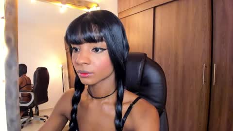 Snapshot of alika_houston chatting on 03/03/25, 02:58 IG Alik nasso    online show from 03/03/25, 02:58