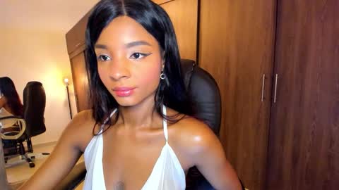 Snapshot of alika_houston chatting on 09/11/25, 04:12 IG Alik nasso    online show from 09/11/25, 04:12