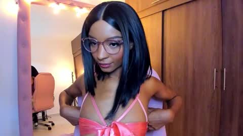 Snapshot of alika_houston chatting on 02/25/26, 01:59 IG Alik nasso online show from 02/25/26, 01:59