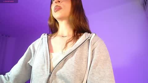 Snapshot of alina_lee01 chatting on 03/26/26, 02:28 NYX online show from 03/26/26, 02:28