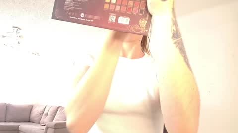 Snapshot of alina_lee01 chatting on 05/21/26, 05:09 NYX online show from 05/21/26, 05:09
