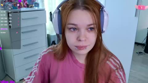 Snapshot of alinabae chatting on 04/13/26, 07:03 Alina and Ben online show from 04/13/26, 07:03