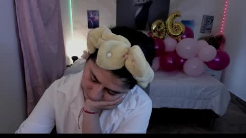 Snapshot of alinabozz1 chatting on 03/29/26, 02:00 alinabozz1 online show from 03/29/26, 02:00