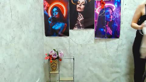 Snapshot of alinafrey_ chatting on 03/29/26, 05:40 Alina online show from 03/29/26, 05:40