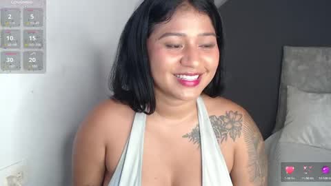 Snapshot of alinakiss_ chatting on 05/10/26, 02:11 lili online show from 05/10/26, 02:11