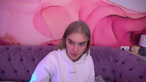 Snapshot of alinalemon chatting on 01/31/26, 08:40 Alina online show from 01/31/26, 08:40