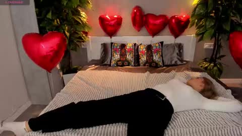 Snapshot of alinalemon chatting on 02/12/26, 08:37 Alina online show from 02/12/26, 08:37