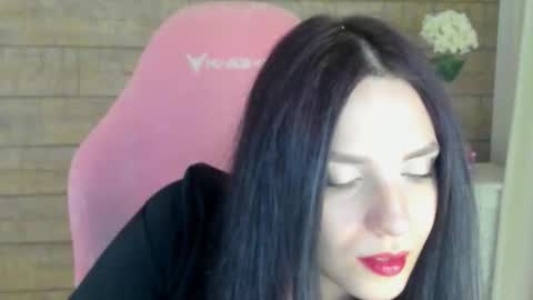 Snapshot of alinamarshal chatting on 01/13/26, 04:07 AlinaMarshal online show from 01/13/26, 04:07