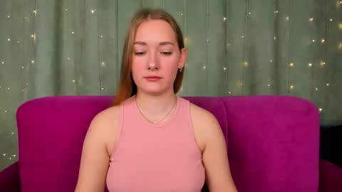 alinawise online show from 09/29/25, 01:11