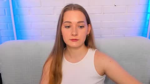 Snapshot of alinawise chatting on 03/11/26, 01:55 alinawise online show from 03/11/26, 01:55