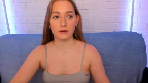 Snapshot of alinawise chatting on 03/25/26, 01:55 alinawise online show from 03/25/26, 01:55