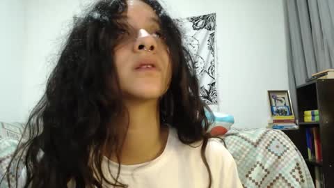 Snapshot of alinawoolf_ chatting on 02/09/25, 04:14  Ali  online show from 02/09/25, 04:14