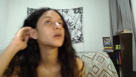 Snapshot of alinawoolf_ chatting on 02/09/25, 07:16  Ali  online show from 02/09/25, 07:16