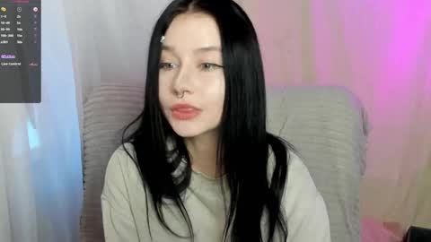 Aline Greeeen online show from 02/22/25, 01:44