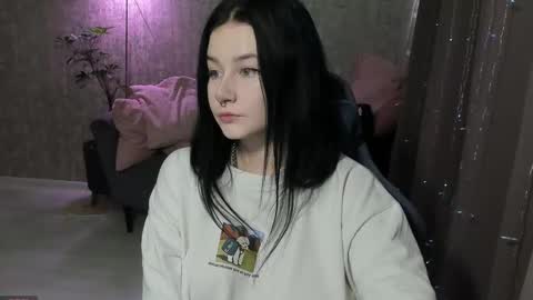 Aline Greeeen online show from 09/18/25, 08:38