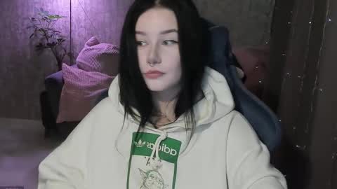 Aline Greeeen online show from 09/28/25, 04:51