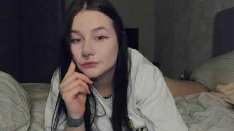 Aline Greeeen online show from 03/24/26, 02:44