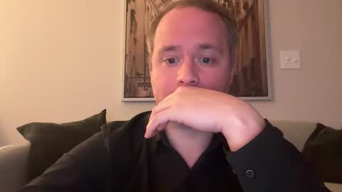 Snapshot of alinick0125 chatting on 12/14/25, 10:25 Nick online show from 12/14/25, 10:25