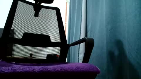 alinslut online show from 05/20/26, 12:11