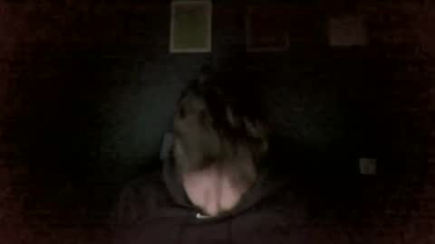 Snapshot of aliprcalica1 chatting on 04/01/26, 12:11 Chris online show from 04/01/26, 12:11