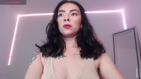 Alejandra online show from 03/02/25, 05:44