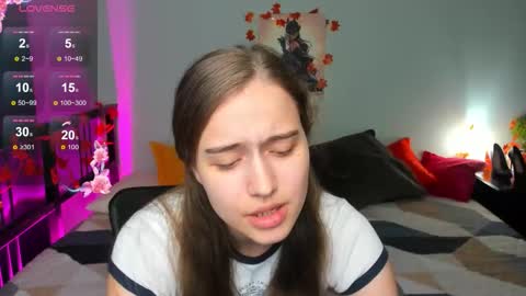 Snapshot of alisa__kelly chatting on 10/29/25, 02:03 alisa__kelly online show from 10/29/25, 02:03