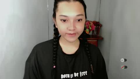 Shanti xhey online show from 09/18/25, 09:22