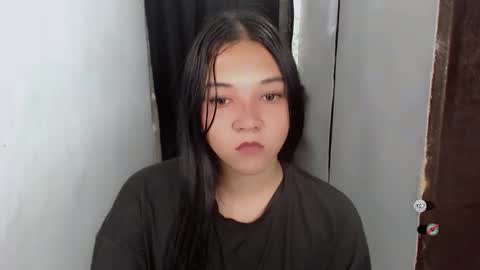 Shanti xhey online show from 09/26/25, 03:54