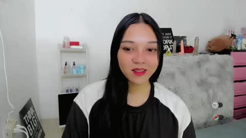 Snapshot of alisa_kiss_ chatting on 03/22/26, 01:36 Shanti xhey online show from 03/22/26, 01:36