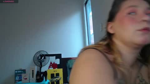 alisa_u online show from 10/12/25, 12:26