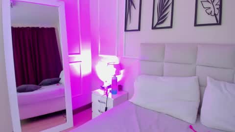     online show from 02/07/25, 09:04