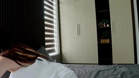 Snapshot of alisaa_01 chatting on 09/25/25, 03:10 Alice Fansly Alisa01 online show from 09/25/25, 03:10