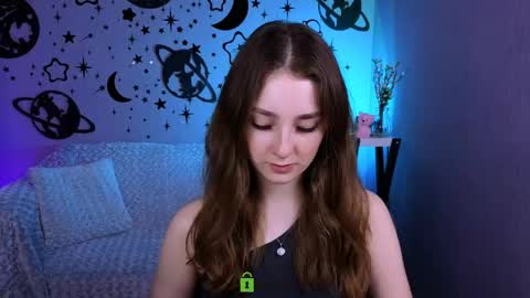 Snapshot of alisabliss chatting on 05/13/26, 09:17 Alisa online show from 05/13/26, 09:17