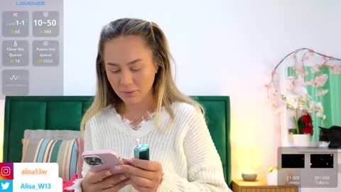 Alisa online show from 10/22/25, 05:30