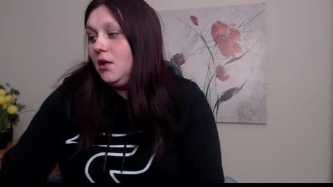 Snapshot of alisawoods_ chatting on 04/10/26, 12:54 Alisa online show from 04/10/26, 12:54