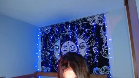 alisha17love online show from 11/09/25, 09:13