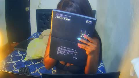 Snapshot of alisha_boes chatting on 09/08/25, 06:40 alisha_boes online show from 09/08/25, 06:40