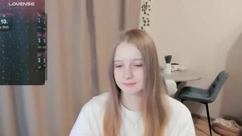 Alya online show from 11/16/25, 10:04