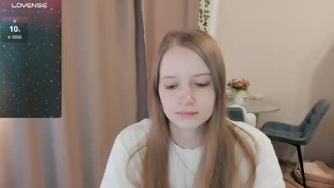 Snapshot of alisha_ley chatting on 06/21/26, 11:46 Alya online show from 06/21/26, 11:46