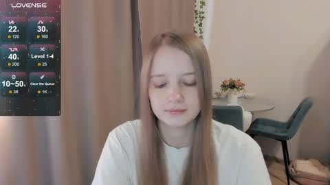 Snapshot of alisha_ley chatting on 06/22/26, 11:40 Alya online show from 06/22/26, 11:40