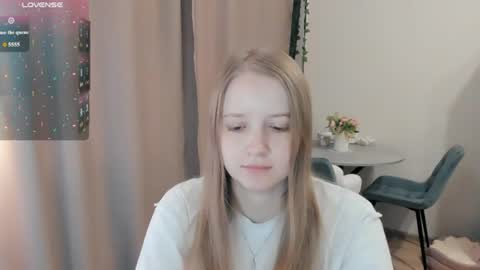 Snapshot of alisha_ley chatting on 07/12/26, 09:11 Alya online show from 07/12/26, 09:11