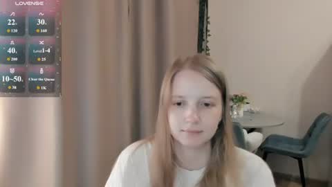 Snapshot of alisha_ley chatting on 07/13/26, 10:56 Alya online show from 07/13/26, 10:56
