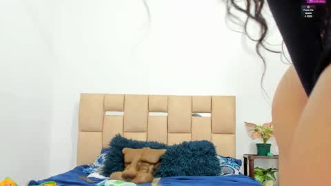 Snapshot of alishagoddes chatting on 02/23/25, 07:00 Goddess Alisha online show from 02/23/25, 07:00