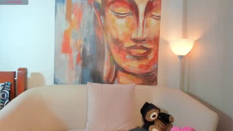 Snapshot of alishaindia chatting on 04/10/26, 02:11 Alisha online show from 04/10/26, 02:11